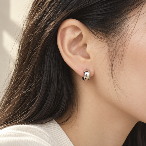Chunky Bold Huggie Hoops
