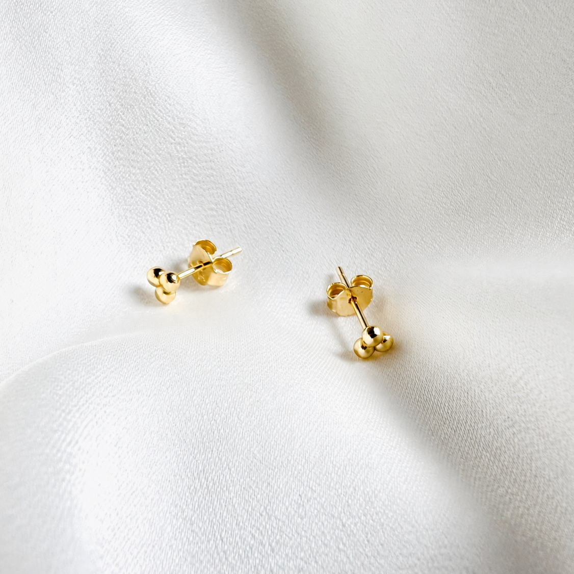 Gold Bead Cluster Stud Earrings